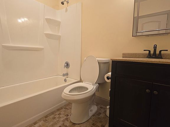 5th image of 1404 E State St #10