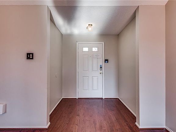 4th image of 1130 Cypress Dr