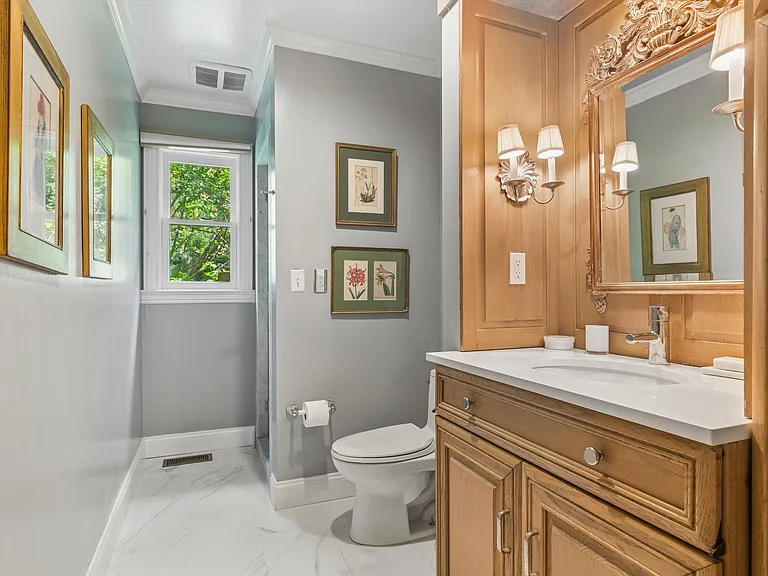 146 Westminster Rd — Photo 18