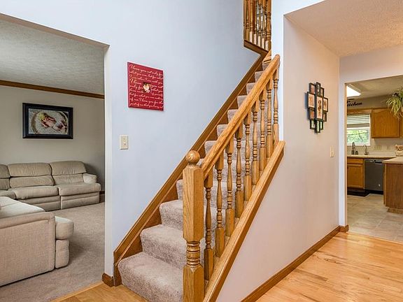 105  Wood Creek Court Springboro OH 45066