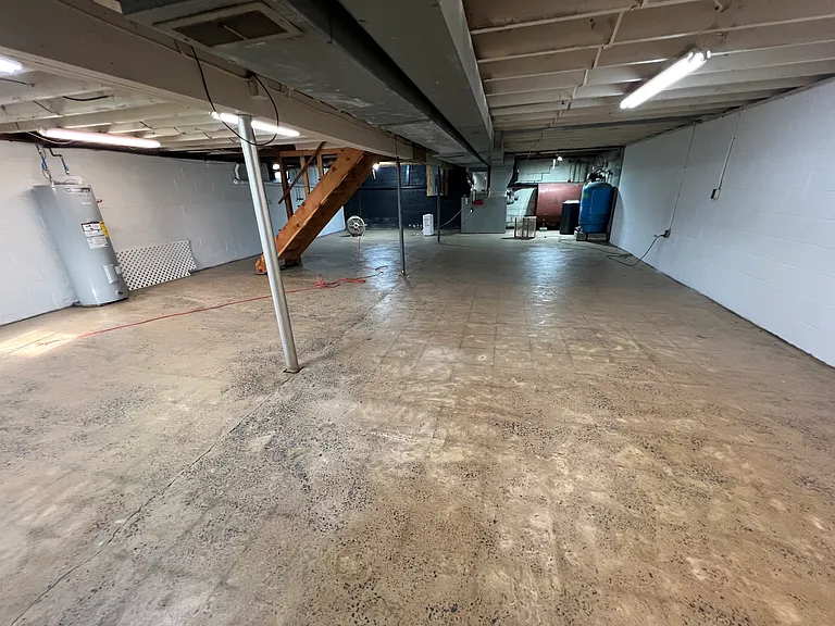 1092 Paper Mill Rd — Photo 13