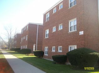 2455 W Bryn Mawr Ave, Chicago, IL 60625