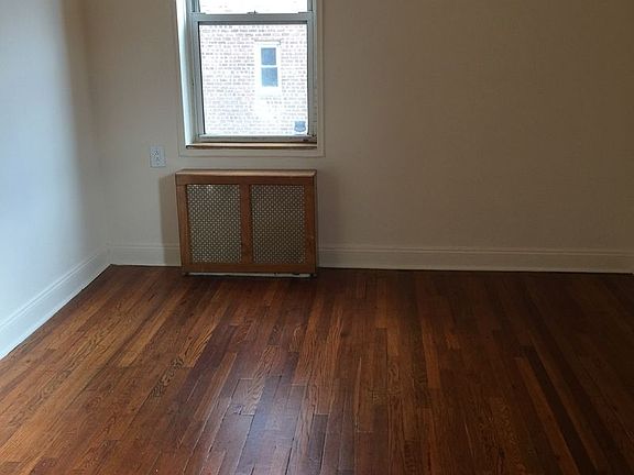 4th image of 135-10 Grand Central Pkwy #403