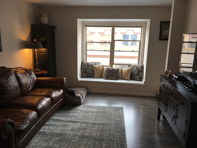 166 Main St — Photo 3