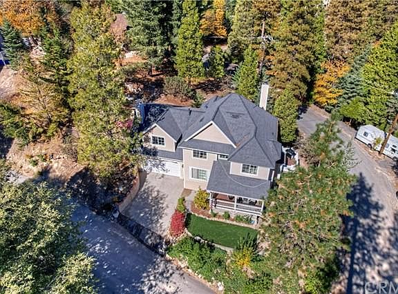 3rd image of 26266 Skyridge Dr