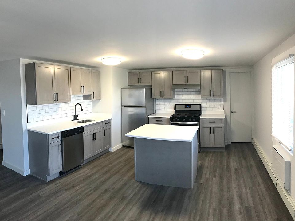 1st image of 501 Lake Ter #B