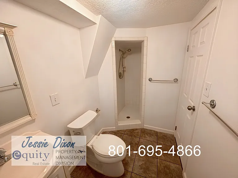 245 Briarwood Dr — Photo 25