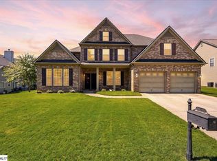 5 Blacksburg Ct, Simpsonville, SC 29681