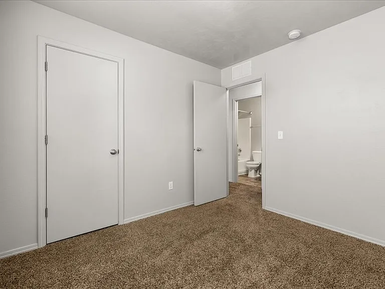 1057 S Benewah Lake Ave — Photo 22