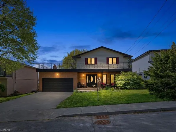 23 Hildegard Dr, Hamilton, ON L8K 5S1