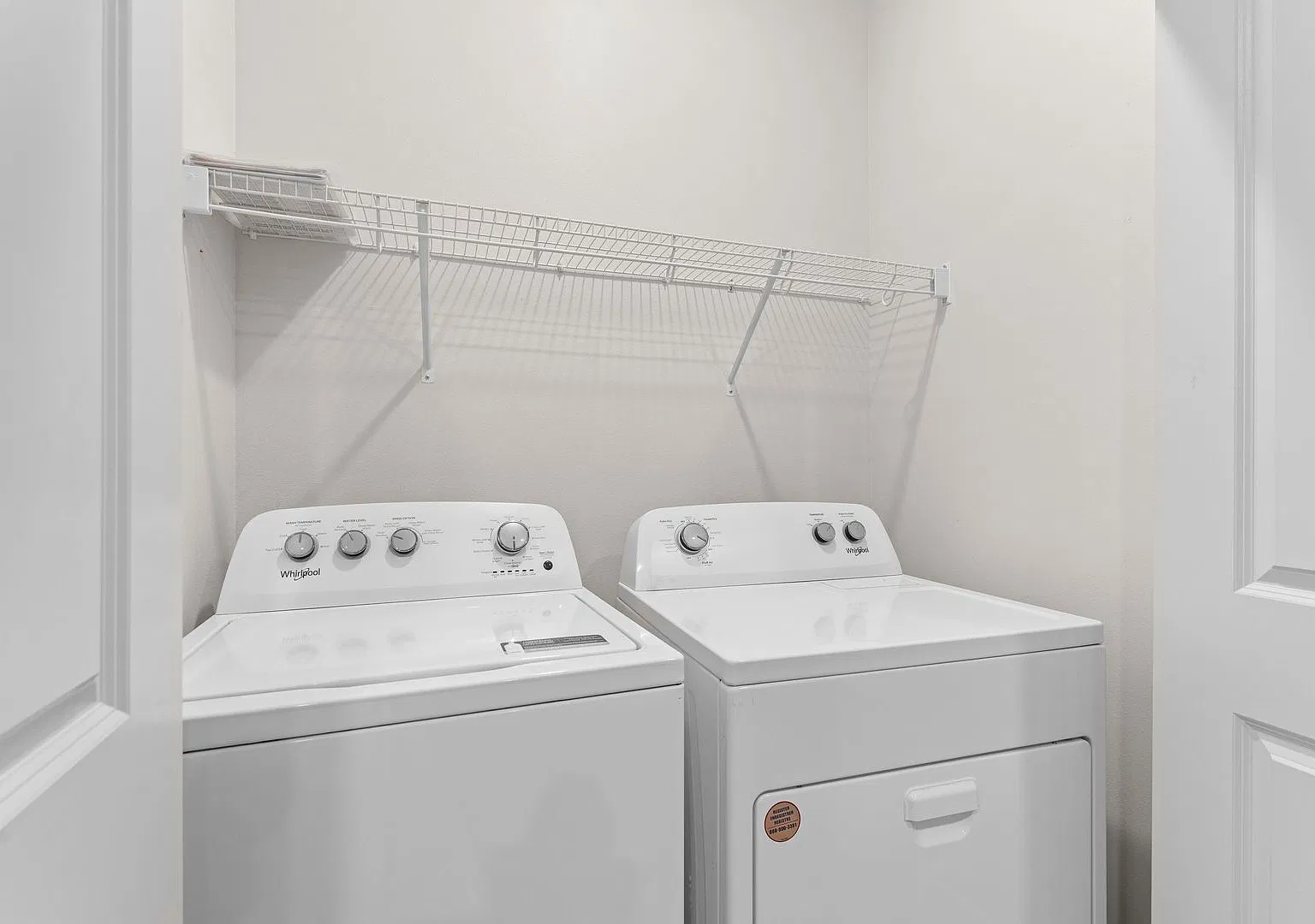 One Bedroom One Bath - Branson Apartments for Rent - Everyone likes free rent! One Month Free — Photo 3