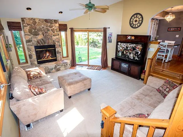 5413 Greenview Rd — Photo 3