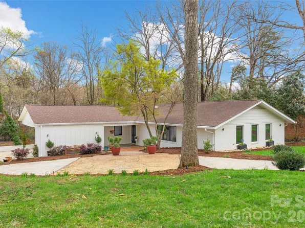 301 Whitestone Rd, Charlotte, NC 28270
