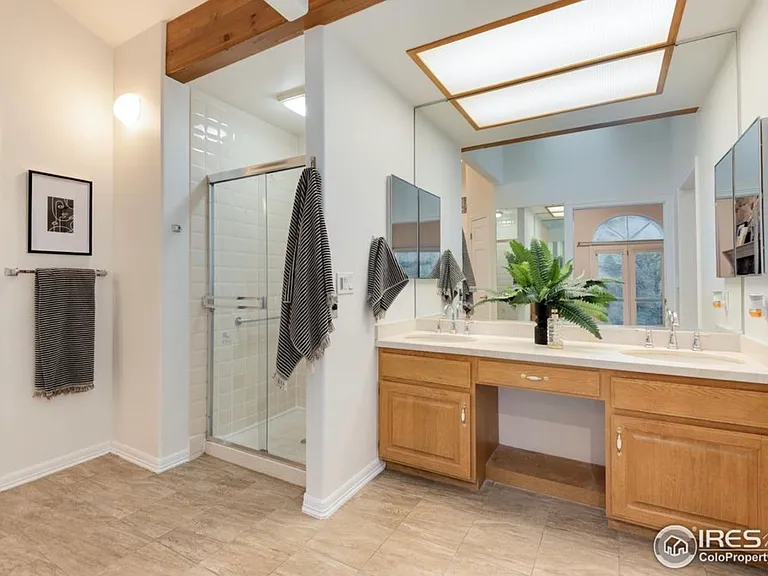 142 Meadowlook Way — Photo 13
