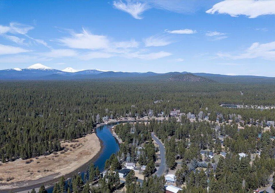 1st image of 55526 Circle St