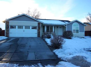 3806 S Sharron St, Kennewick, WA 99337