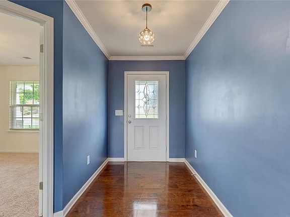 5th image of 405 Lawton Dr