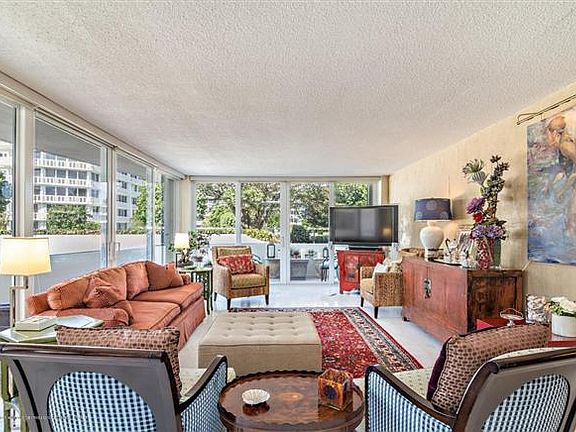 2nd image of 100 Sunrise Ave APT 221