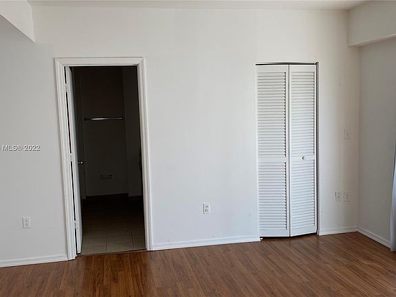 3rd image of 1712 Ssw 2nd Ave