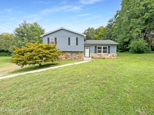 3801 Debonair Dr, Knoxville, TN 37912