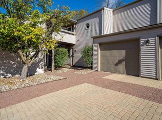 5614 N Withershin Point, Peoria, IL