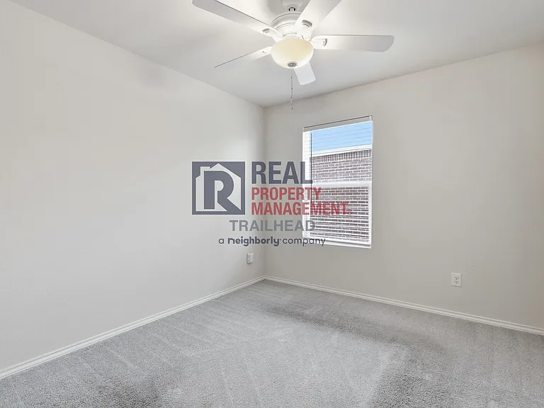10104 Whitedown Dr — Photo 16