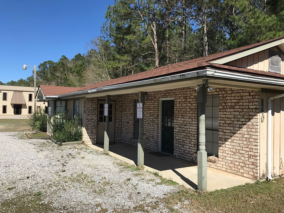 2nd image of 140-148 Commercial Sq