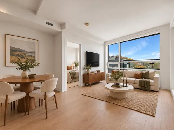 7638 Cambie St #408, Vancouver, BC V6P 3H7