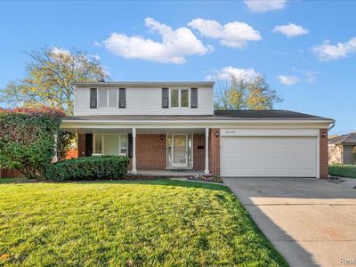 40649 Rinaldi Dr, Sterling Heights, MI, 48313