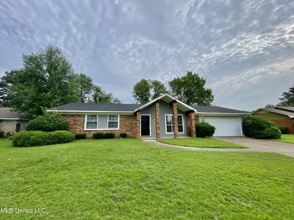 4151 Swan Hill Dr, Jackson, MS 39212