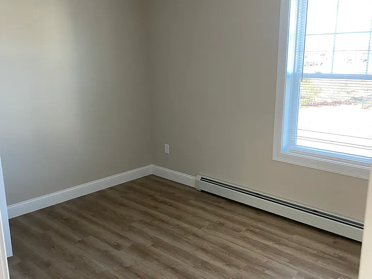 121 Elmaple Dr — Photo 8