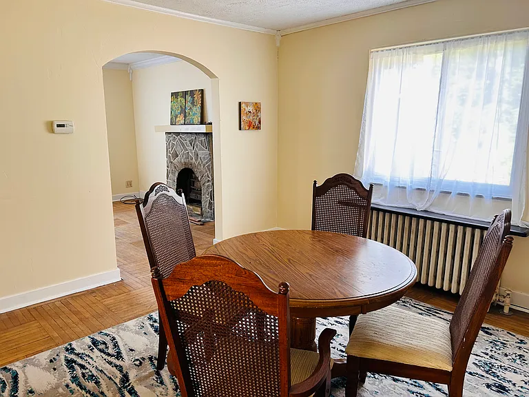 114 Braddock Rd — Photo 6