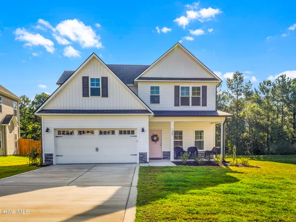 155 Oyster Landing Drive, Sneads Ferry, NC 28460
