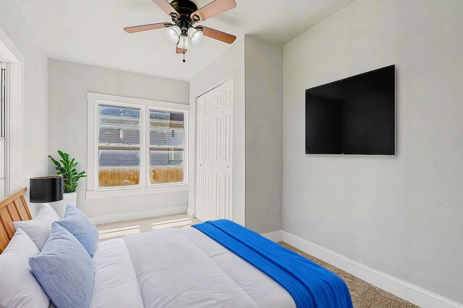 4 bed, 2.0 bath, 1449 sqft, $1,027 — Photo 1