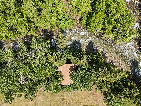 2nd image of 380 W Boulder Rd