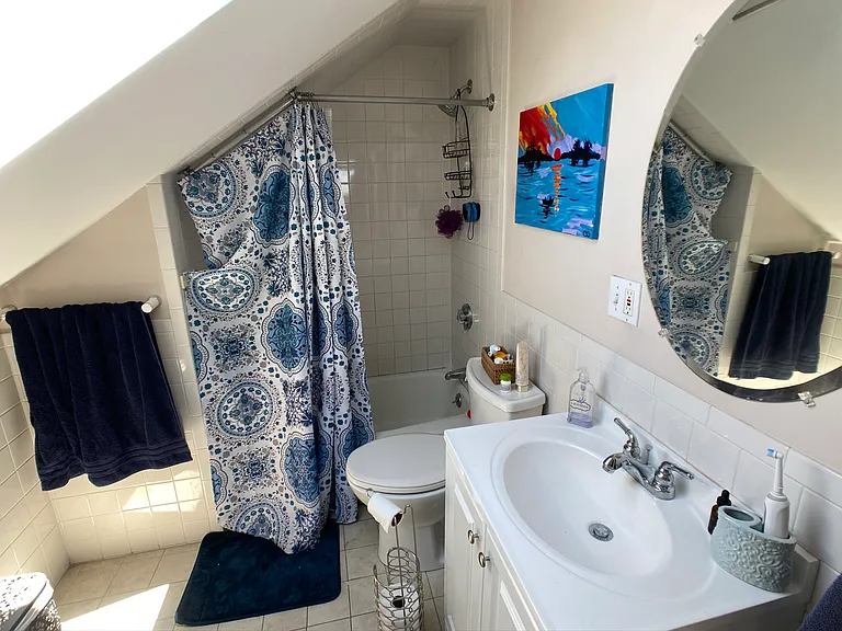 Full Bathroom # 2