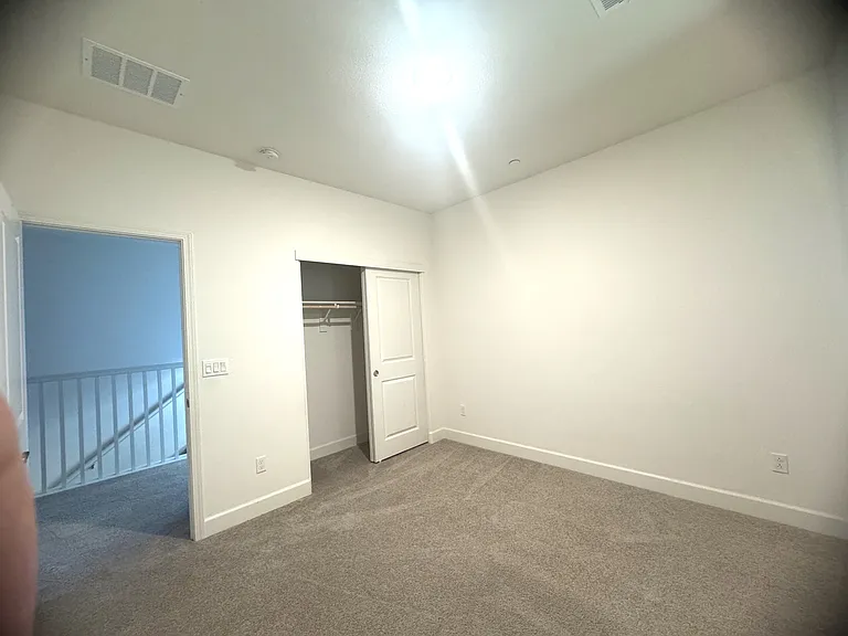 2121 Evening Star Cir — Photo 16