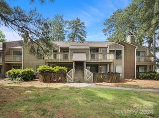 1600 Sharon Rd W APT 4, Charlotte, NC 28210