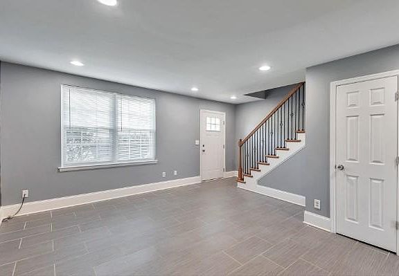 4th image of 1301 Neelys Bend Rd APT D27