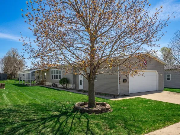 2288 Blossom Ln, Belvidere, IL 61008