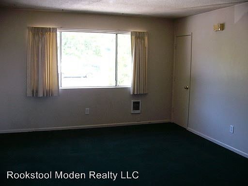 2nd image of 220 N 4th St APT 11