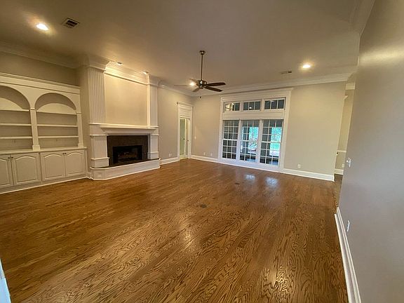 5th image of 7149 Wyngrove Dr