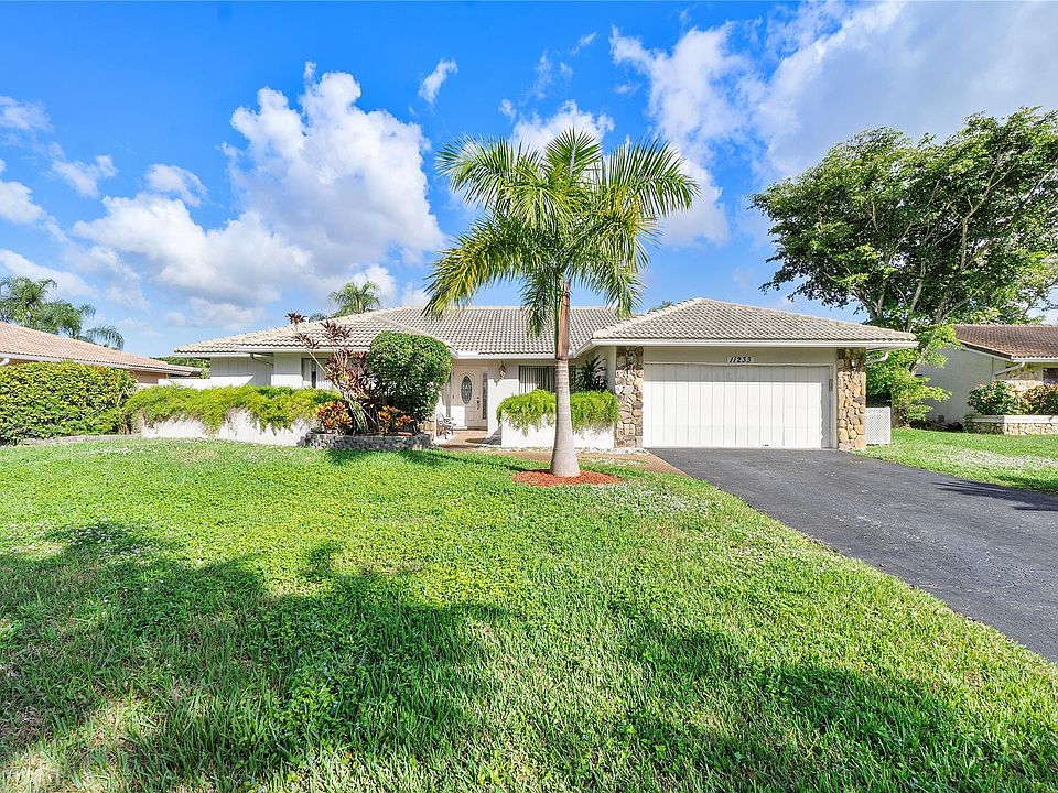 1st image of 11233 NW 20th Drive