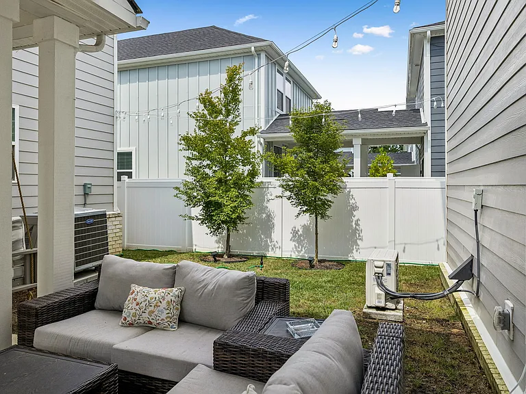 5078 Poplar Farms Dr — Photo 19