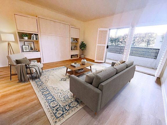 3rd image of 300 N El Molino Ave Unit 109
