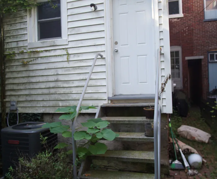 107 W 13th St — Photo 19