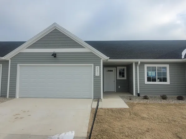 4271 Highpoint Dr #113, Wayland, MI 49348