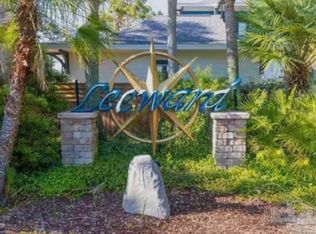 500 & 504 Downhaul Dr, Pensacola, FL 32507