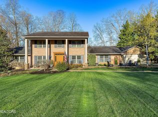 805 Kempton Rd, Knoxville, TN 37909