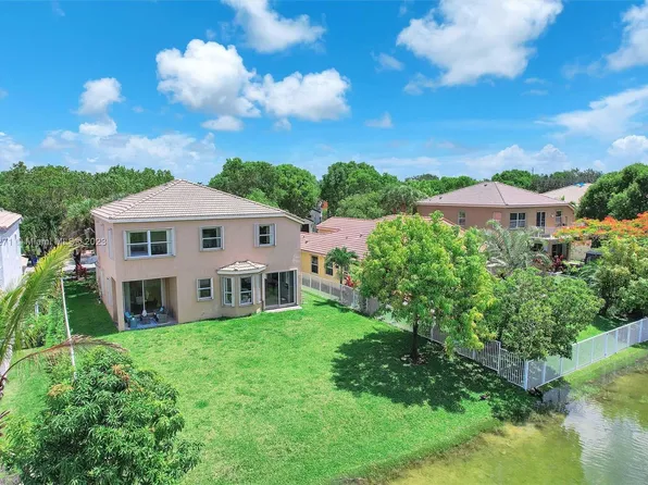 15628 SW 53rd St, Miramar, FL 33027
